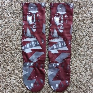 Jordan 5 burgundy socks